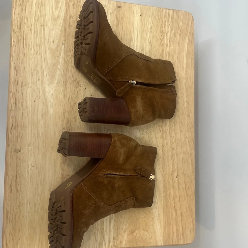 Tory Burch Brown Suede Ankle Boots